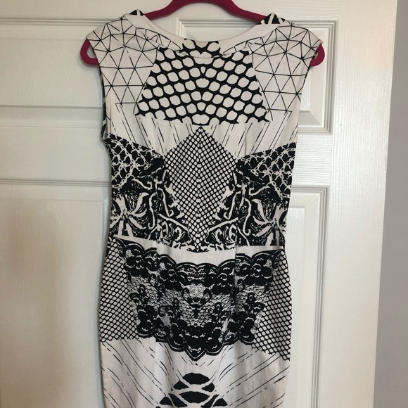 Dresses & Skirts - Maurie And Eve Dress